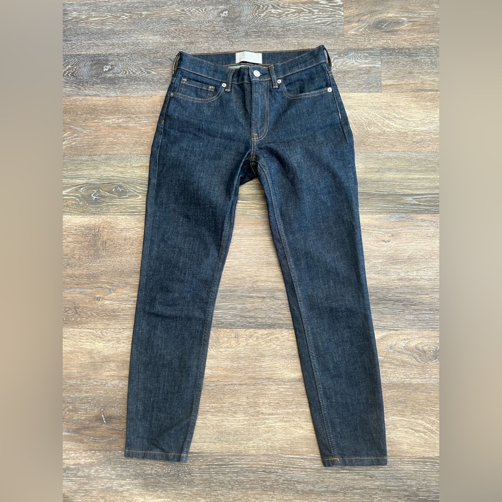 Everlane 139393 Women's size  25 Ankle Indigo Straight Jeans. Length 34.5”
